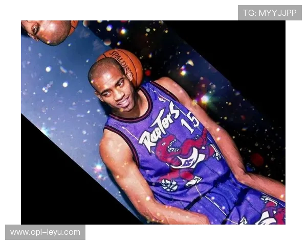 文斯·卡特无球跑位提升投篮效率，拉开球队进攻空间